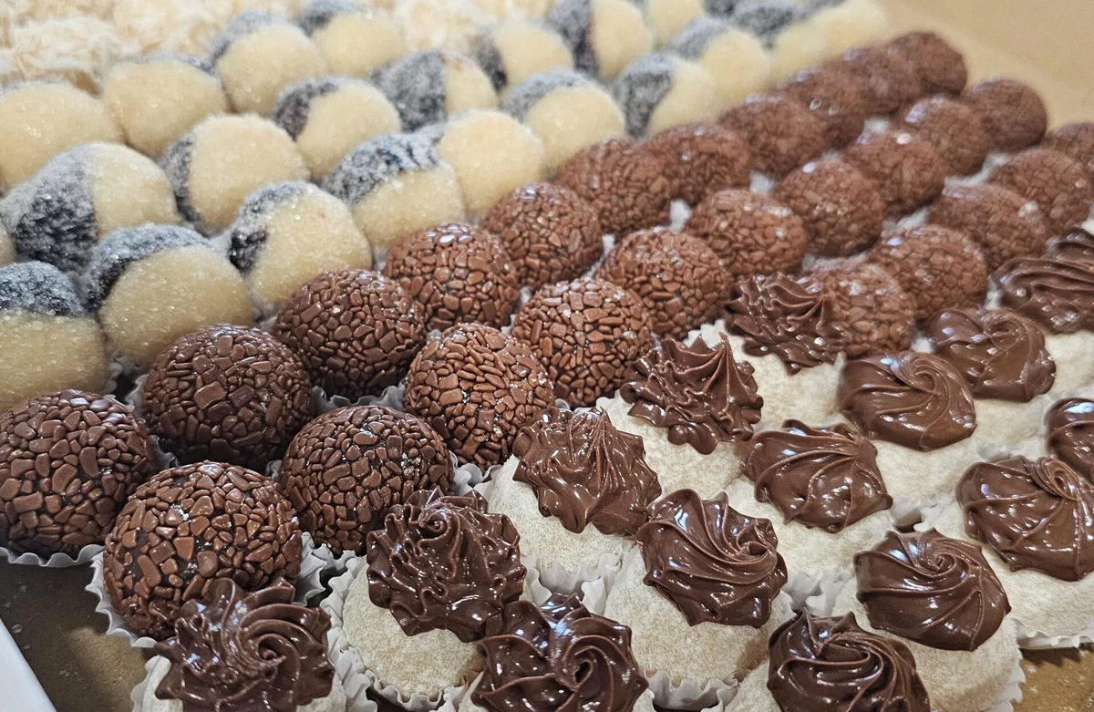 Karamelado Bakery Cakes & Pastries