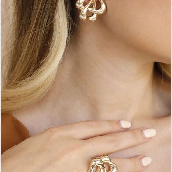 Knot Statement Set gold knot ring 18k gold plated jewelry set statement gold jewelry hypoallergenic gold jewelry luxury gold earrings and ring modern gold jewelry design bold gold jewelry set