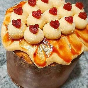 Karamelado Romeo and Juliet Panettone
