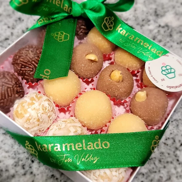 Karamelado Brigadeiros Gift Box 16