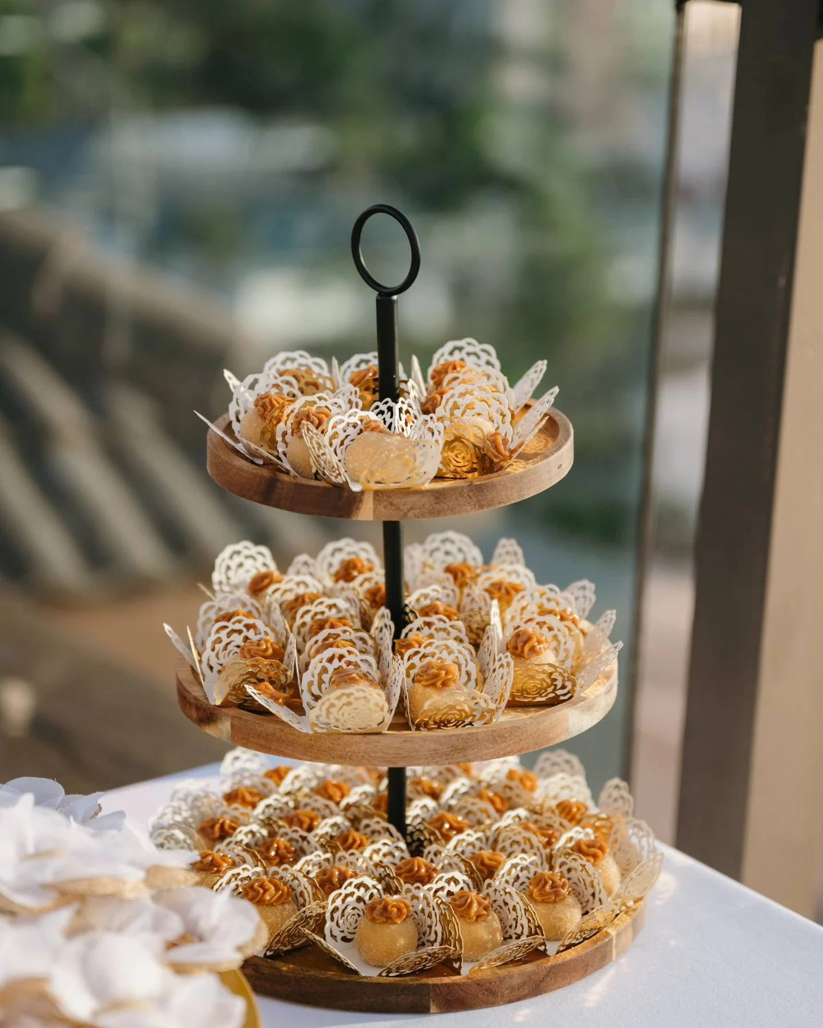 Karamelado Bakery Cakes & Pastries