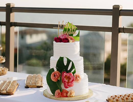 Karamelado Cakes & Pastries