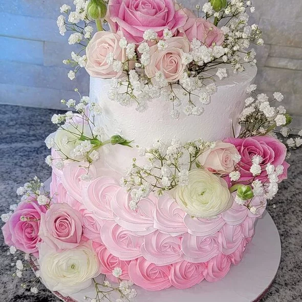 Karamelado Custom Birthday Cakes