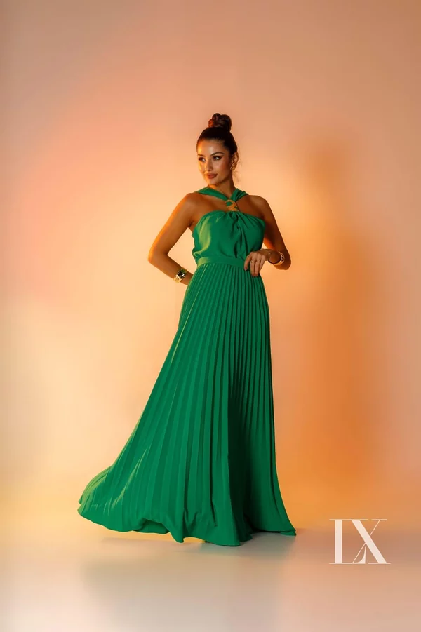Emerald Breeze Pleated Dress - Fashion Brasil Sun And Sea - Favesin -  Emerald Breeze Pleated Dress Size L  Fashion Brasil Sun And Sea Long Pleated  Dress In Rich Green Tone
