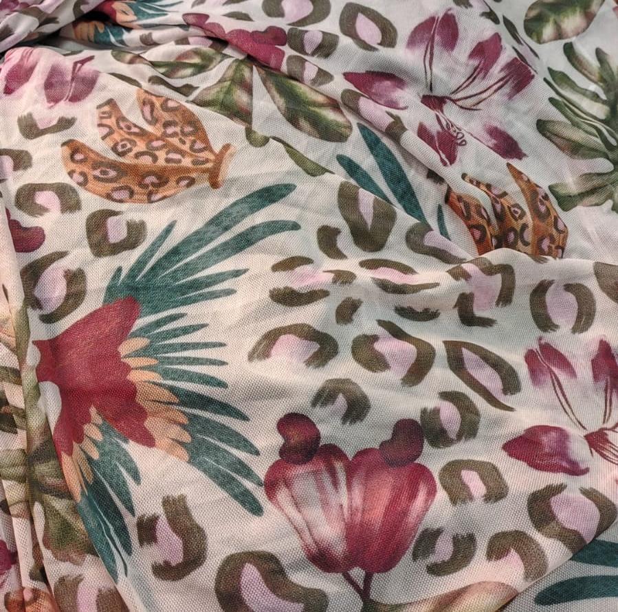 short beach cover up tropical print fashion brasil sun and sea | Animal Print Short Beach Cover‑Up – Fashion Brasil Sun and Sea Animal Print Short Beach Cover‑Up – Fashion Brasil Sun and Sea - Image 2