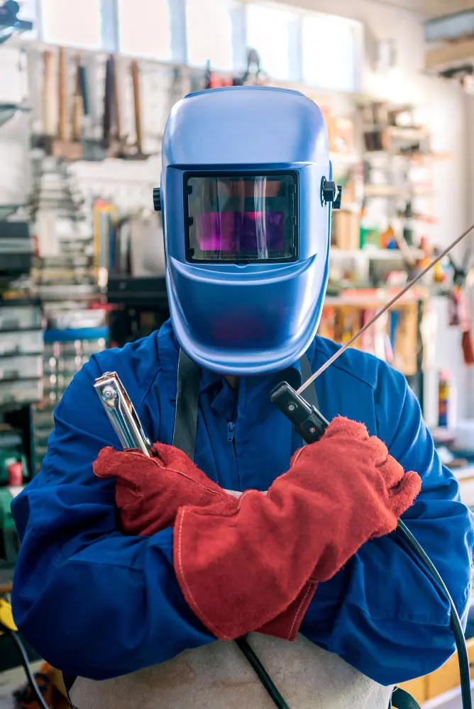 AWS Welding Qualification Testing | AWS-Certified Welding: What It Means & Why It Matters for Your Project AWS Welding Qualification Testing | Favesin