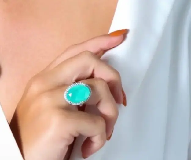 cropped mari semijoias aqua green stone RING detail | Ocean Majesty Ring - Mari Semijoias Ocean Majesty Ring - Mari Semijoias