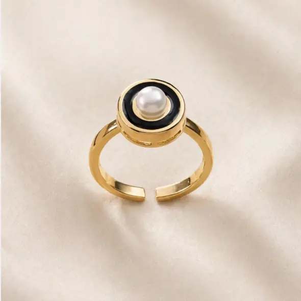 Pearl Noir Adjustable Ring - Mari Semijoias