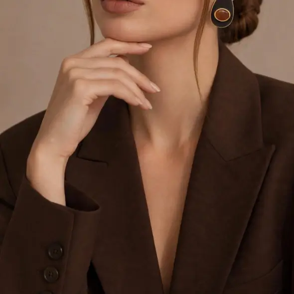 Amber Noir Teardrop Earrings - Mari Semijoias