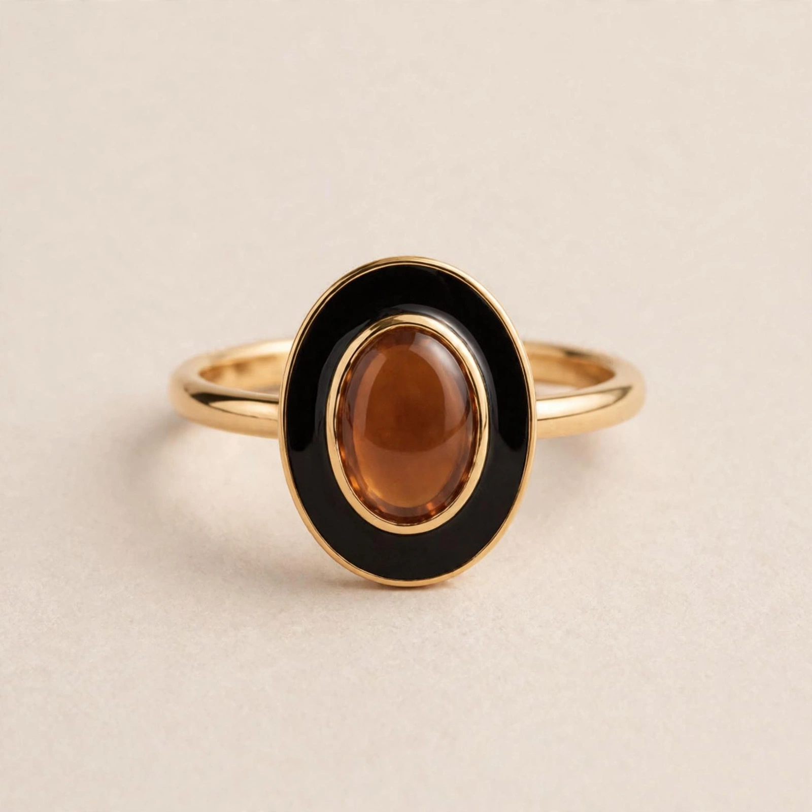 27.995 1 1 | Amber Noir Oval Ring - Mari Semijoias Amber Noir Oval Ring - Mari Semijoias - Image 2