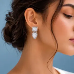 Crystal Halo Drop Earrings - Mari Semijoias