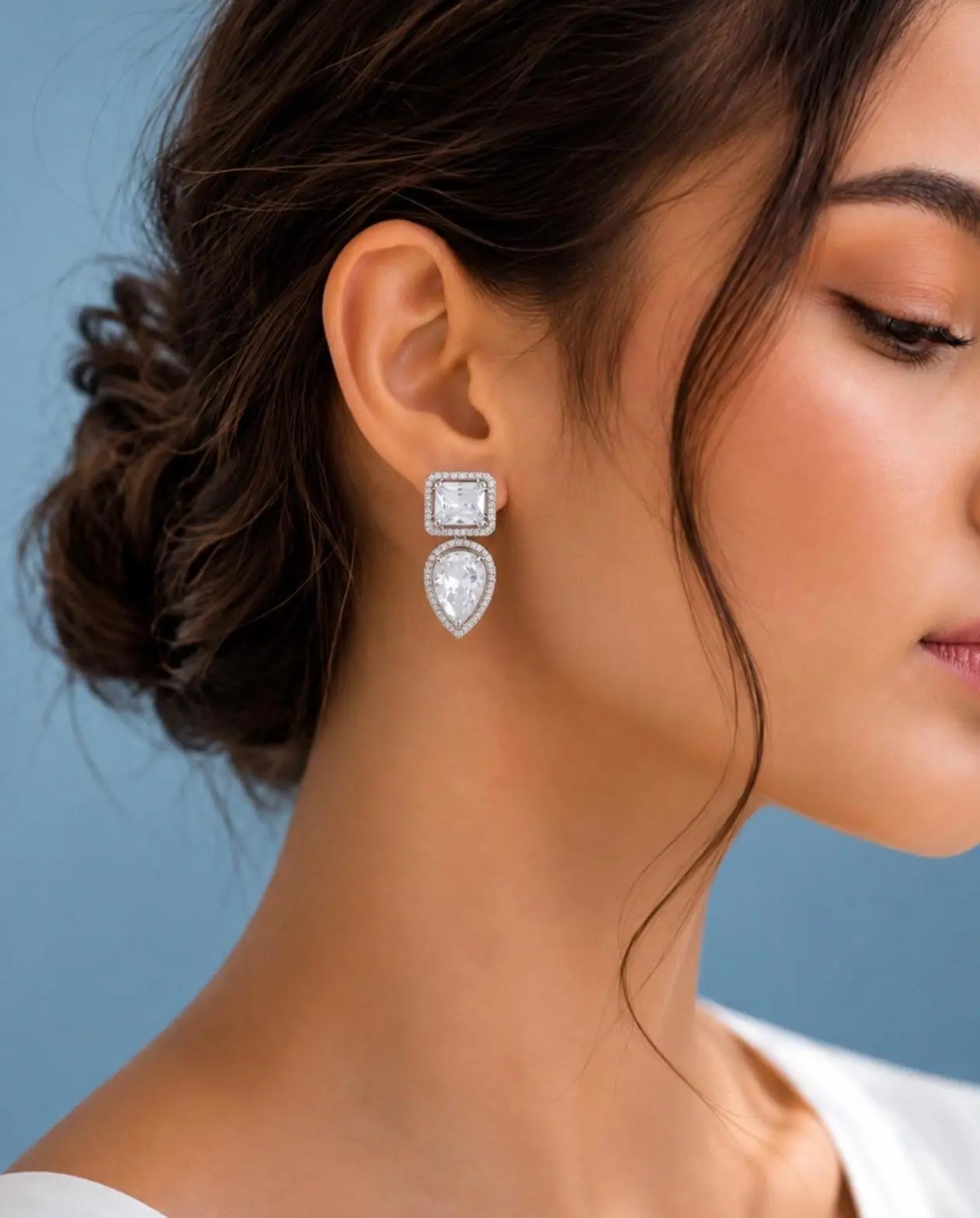 28210 | Crystal Halo Drop Earrings - Mari Semijoias Crystal Halo Drop Earrings - Mari Semijoias