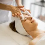 Face, Neck & Décolleté Revitalization